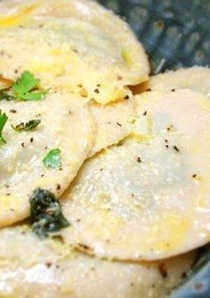 A picture of Ricotta Cheese and Spinach Ravioli.