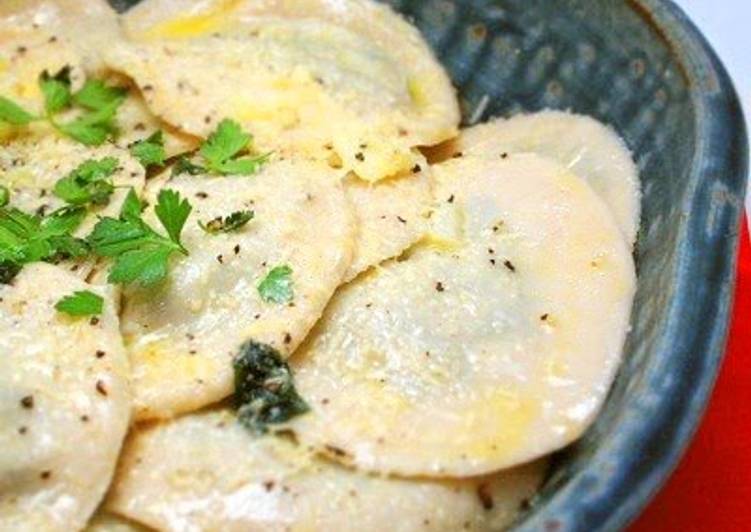 How to Make Any-night-of-the-week Ricotta Cheese and Spinach Ravioli