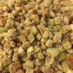 A picture of Apple & Sage Dressing.