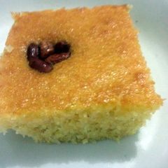 A picture of Semolina cake.