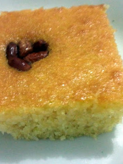 A picture of Semolina cake.