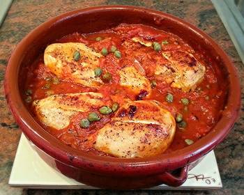 Easy Fast Cooking Chicken in Tomato Sauce Yummy