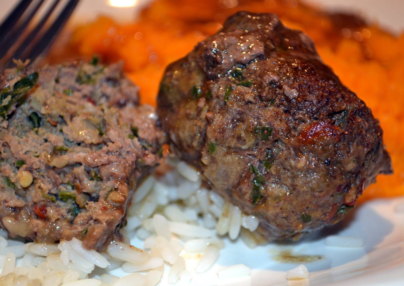 Juicy meatballs