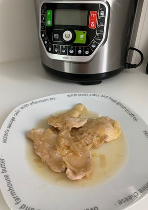 Una foto de Pollo a la cerveza con olla GM