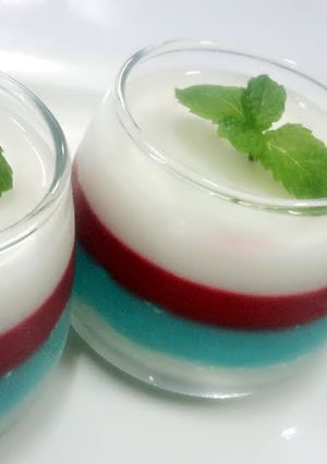 A picture of 4th of July jelly :).