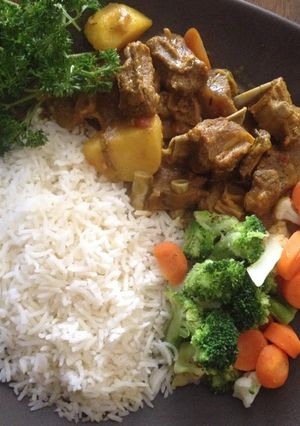 A picture of Curry Goat.