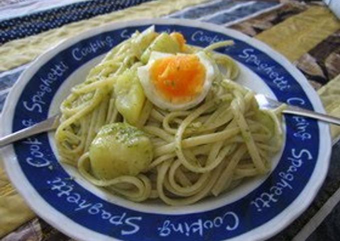 How to Make Speedy Basil Sauce Pasta with Potato and Boiled Eggs