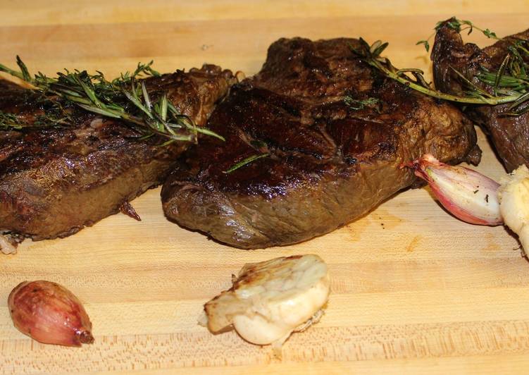 72 Hour Short Ribs with Potato Rosti and Port Wine Sauce 72 Hour Short Ribs with Potato Rosti and Port Wine Sauce