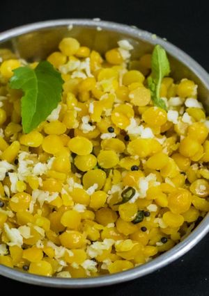 A picture of Chana dal sundal.