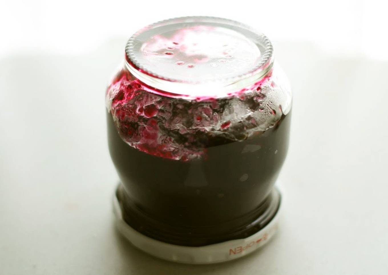 Easy and Pretty Blueberry Jam