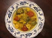 A picture of clam broth