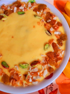आमरस(aamras recipe in hindi) रेसिपी मुख्य फोटो