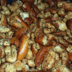 A picture of Seasoned Pretzels.