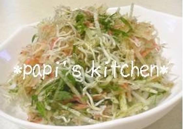 Steps to Make Award-winning Calcium-Rich Daikon Radish Salad