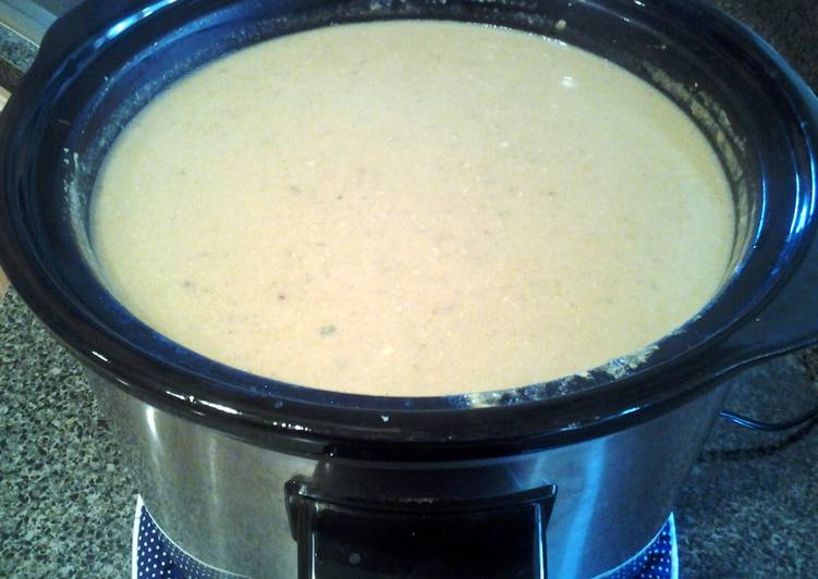 Simple Way to Prepare Speedy Crockpot potato broccoli soup