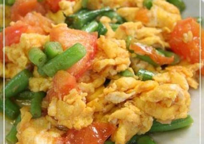 Easy Chinese Stir-Fry with Green Beans, Tomatoes, and Eggs