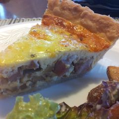 A picture of Ham, mushroom & cheese quiche.