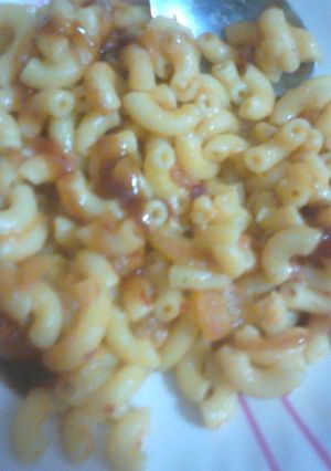A picture of Hot and spicy macaroni.