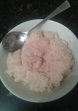A picture of Slow cooker rice pudding.