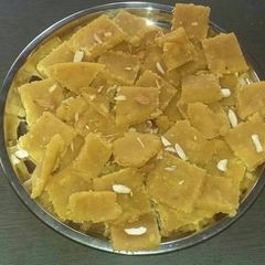 A picture of Chane dal ki barfi.