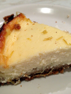 A picture of Lemon And Ginger Cheesecake.