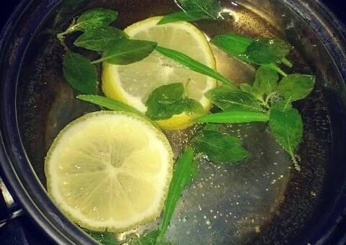 Recipe: Yummy Lemon green tea