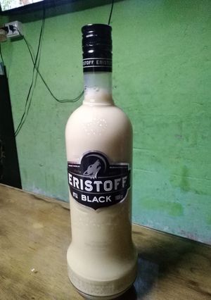 Una foto de Eggnog (Ponche de Huevo)