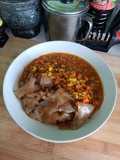 ราดหน้าหมูสับผงกระหรี่