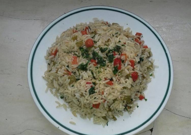 سلطة الارز الساخنة