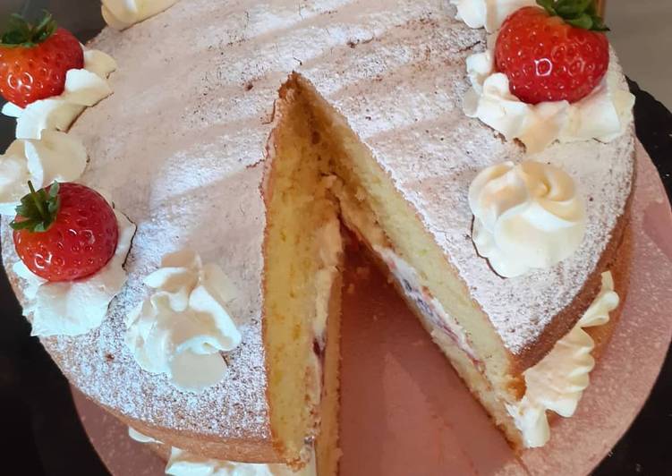 Easiest Way to Prepare Homemade Victoria sponge