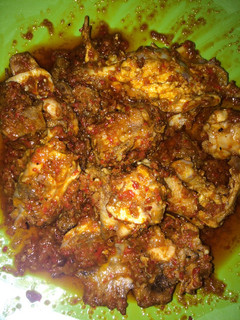 Foto resep Daging dan Balungan ayam balado mercon