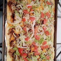 A picture of Taco Pizza.