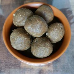 Methi Ladoo A picture of Methi Ladoo.