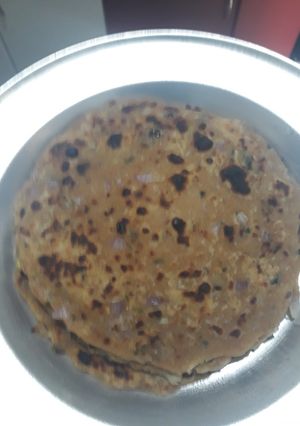 A picture of Mooli (raddish) paratha.