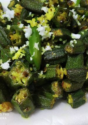 A picture of Bhindi stir fry.