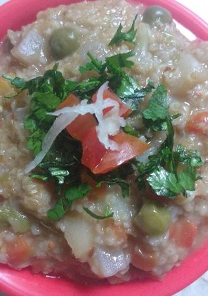 A picture of Mix veg healthy daliya.