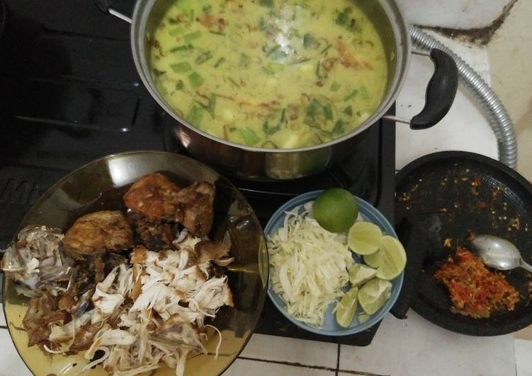 Langkah Mudah untuk Menyiapkan Soto Ayam santan, Lezat Sekali