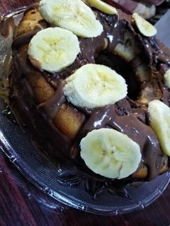 صورة لوصفة كيك الكاكاو مع صوص الشوكولاته