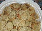 Una foto de galletita crackers orégano