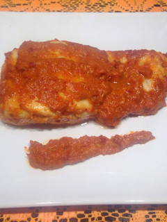 Una foto de Merluza en salsa romesco