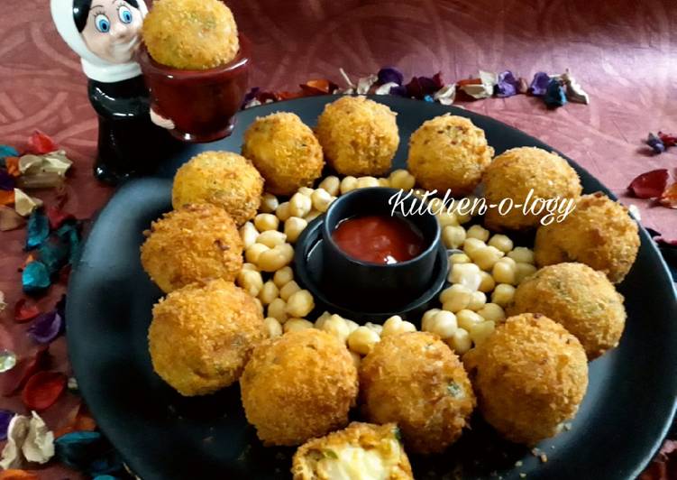 Steps to Make Homemade Chicken Balls