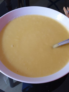 Una foto de Puré de calabacín y patata (apto para gastritis y sin gluten)