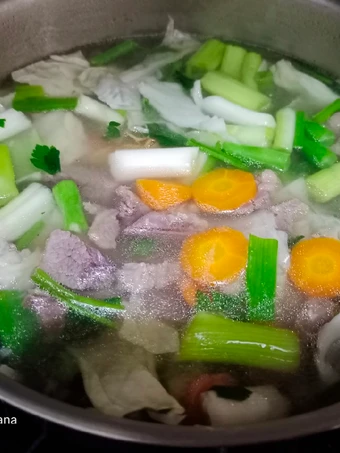 Cara Mudah Menyiapkan Resep Sayur sop daging praktis Anti Ribet, Bisa Manjain Lidah