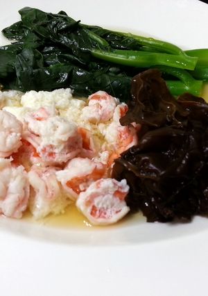 A picture of Shrimp With Egg White In Chinese Wine Sauce.