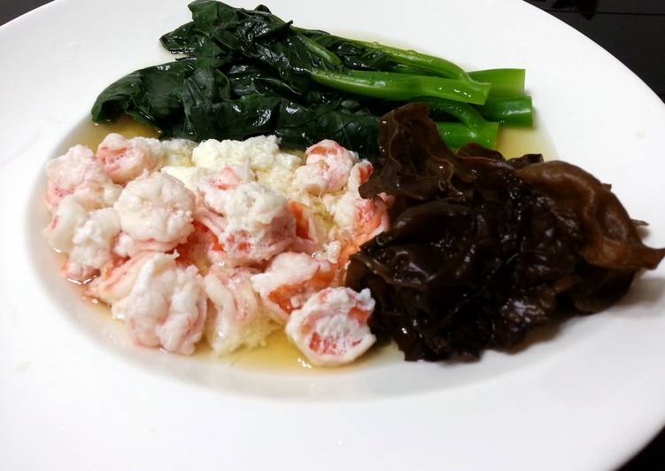 Shrimp With Egg White In Chinese Wine Sauce