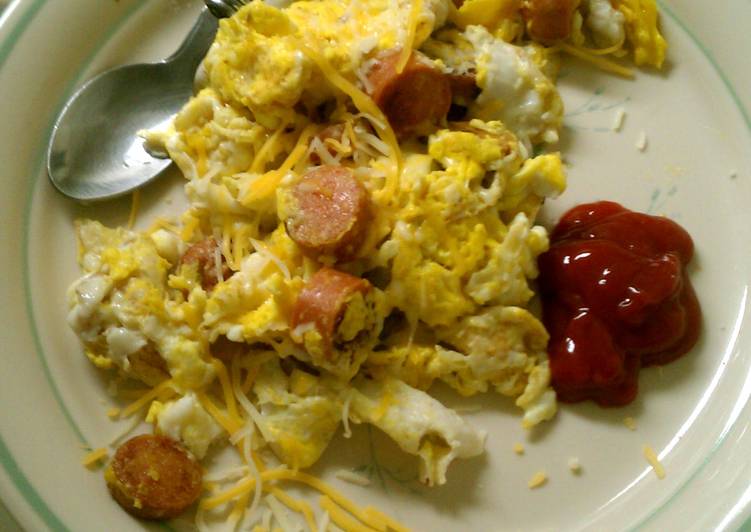 Simple Way to Make Any-night-of-the-week Hot Dogs and Eggs