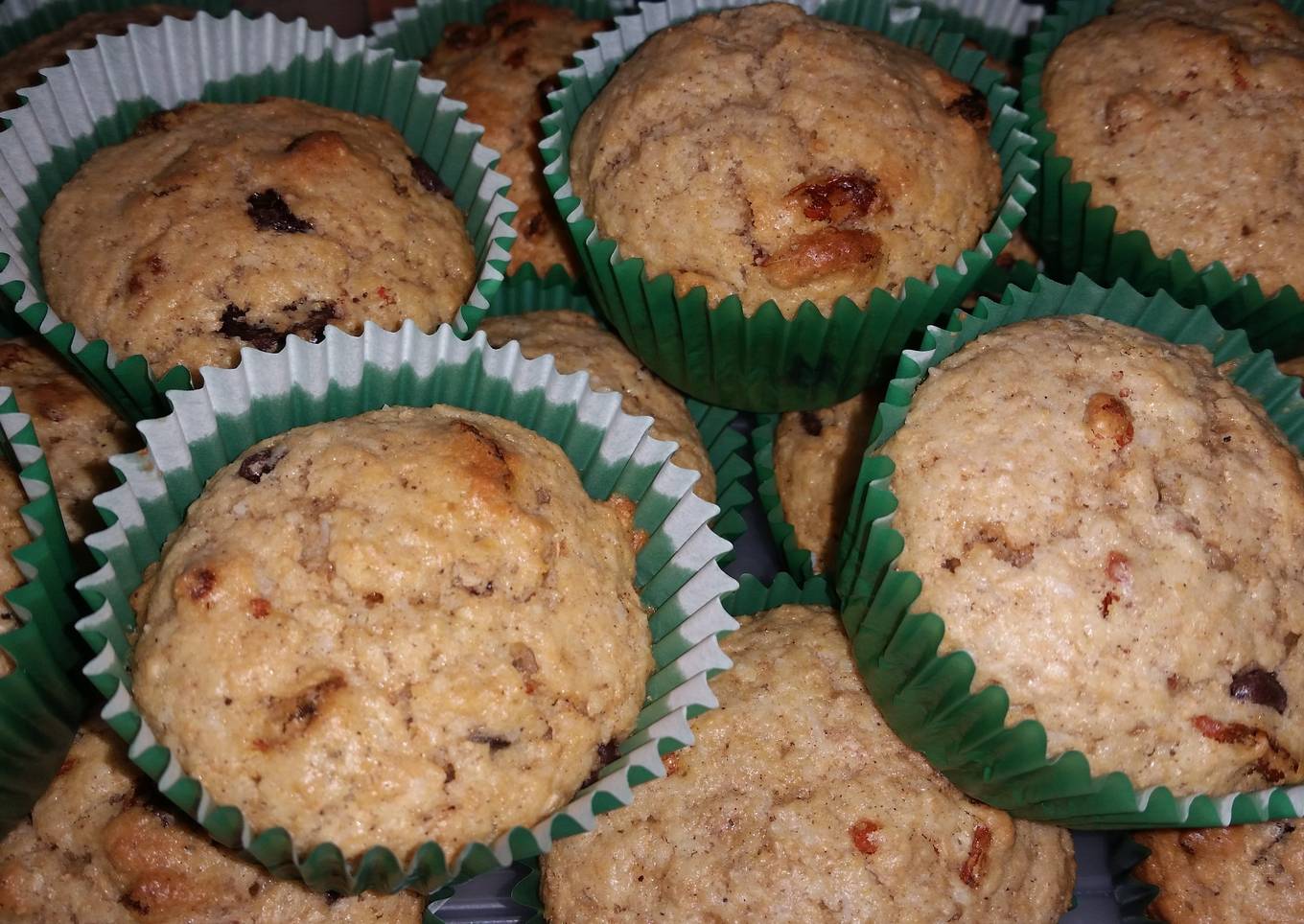 Goji & coconut & dark choc chip muffins