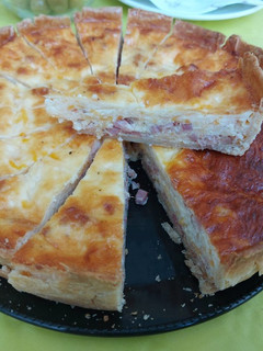 Una foto de Quiche Lorraine🥓🧀