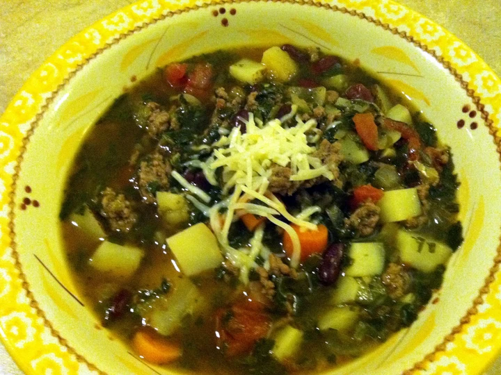 Simple Way Make Recipe Hearty beef soup that is Can Pamper Your Tongue, So Delicious}
