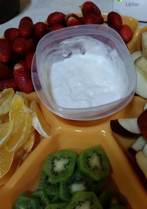 A picture of Yogurt Dipping Sauce.
